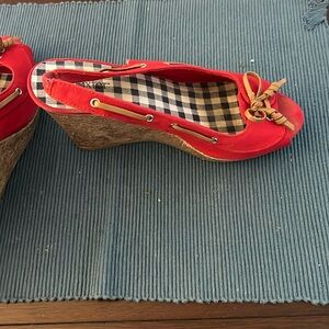 Red, white and blue wedges